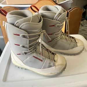 Women’s Snowboard Boots